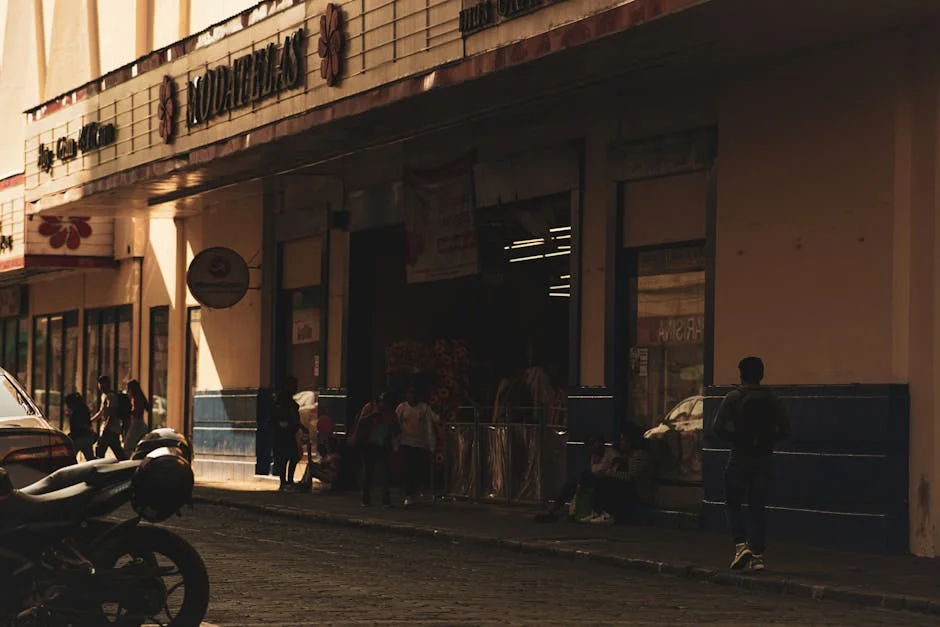 Crescente Vermelho Reports Drone Attack on Humanitarian Warehouse