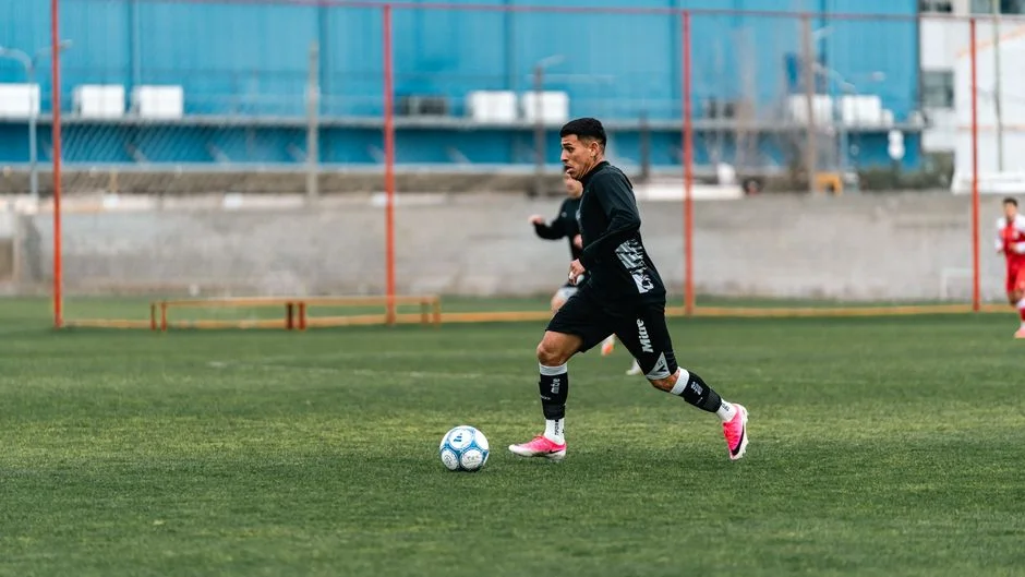Liverpool Target Kalulu as Tottenham Star Chooses Between Madrid and Barcelona — Sports