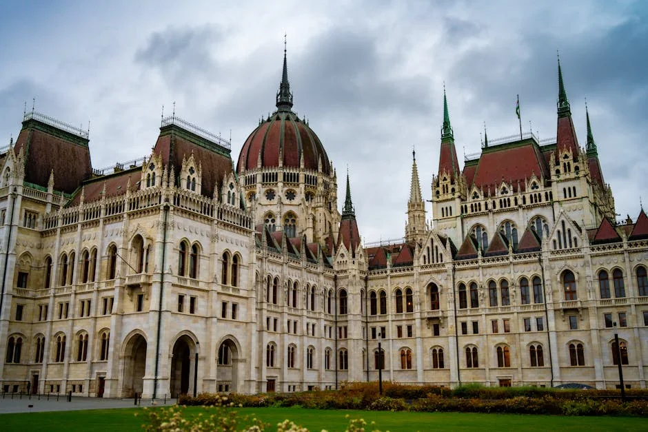 PM Returns to Parliament — How Ainda's Debate Impacts UK Markets — Economy Business